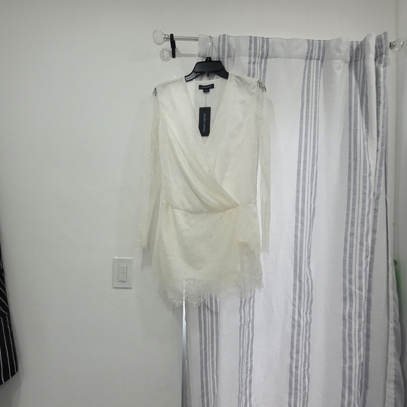 Marciano NWT Camden Lace Mini Dress in Ivory size XS - Picture 2 of 7